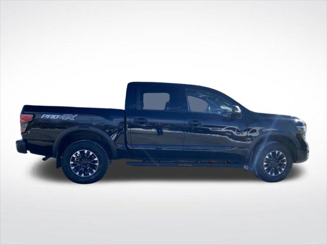 2023 Nissan Titan Crew Cab PRO-4X 4x4