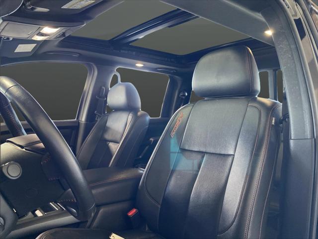 2023 Nissan Titan Crew Cab PRO-4X 4x4