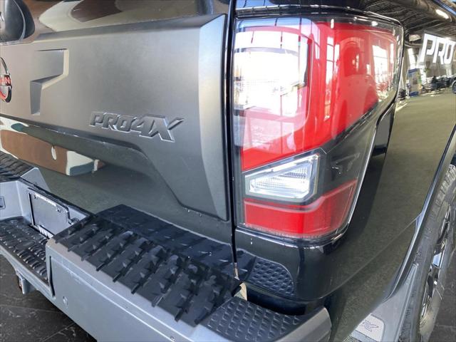 2023 Nissan Titan Crew Cab PRO-4X 4x4