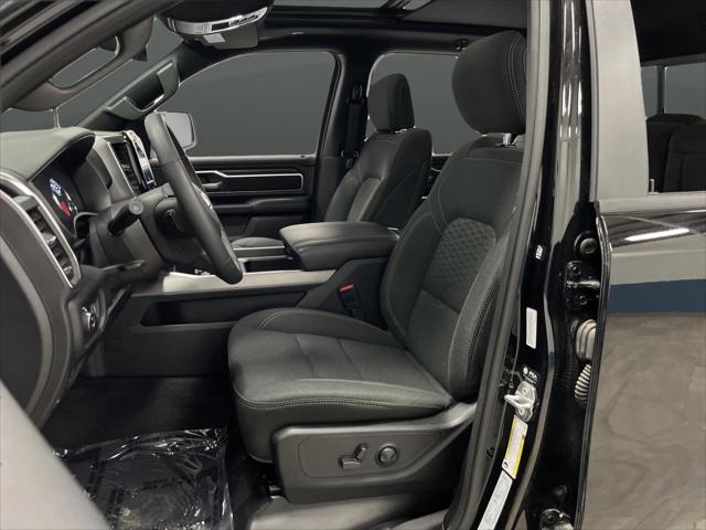 2025 Ram 1500 Big Horn Crew Cab 4x4 6'4" Box