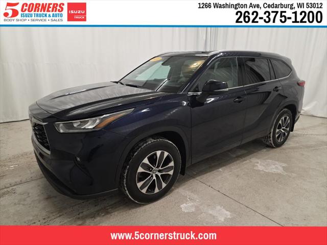 2022 Toyota Highlander XLE 2022 Toyota Highlander XLE