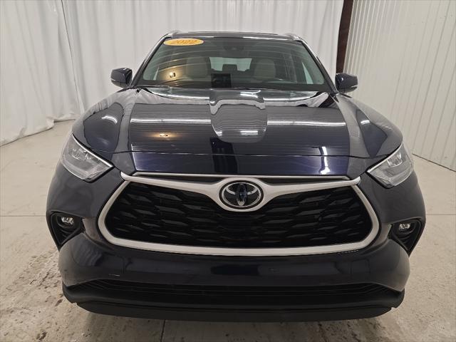 2022 Toyota Highlander XLE 2022 Toyota Highlander XLE