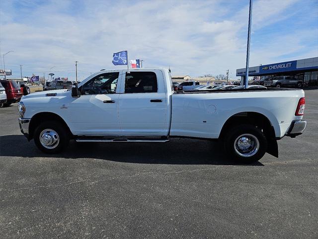 2024 RAM 3500 Tradesman Crew Cab 4x4 8 Box 2024 RAM 3500 Tradesman Crew Cab 4x4 8 Box