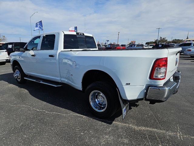 2024 RAM 3500 Tradesman Crew Cab 4x4 8 Box 2024 RAM 3500 Tradesman Crew Cab 4x4 8 Box