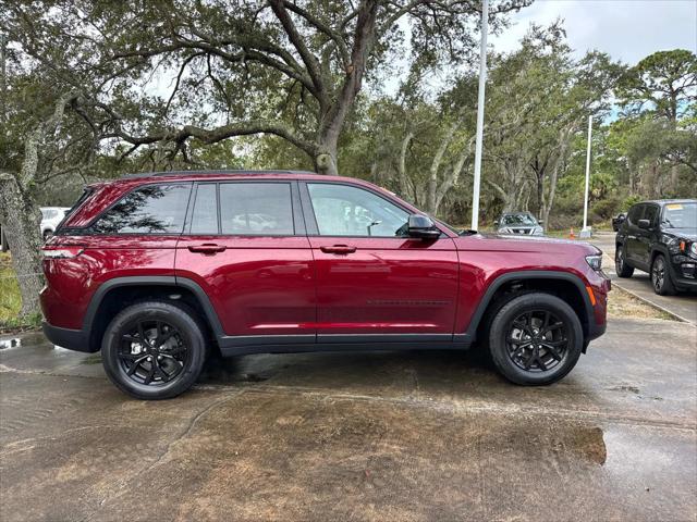 2025 Jeep Grand Cherokee Altitude 4x4