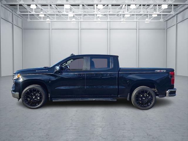 2023 Chevrolet Silverado 1500 4WD Crew Cab Standard Bed LT