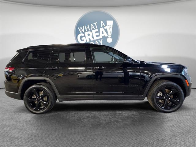 2023 Jeep Grand Cherokee L Altitude 4x4 2023 Jeep Grand Cherokee L Altitude 4x4
