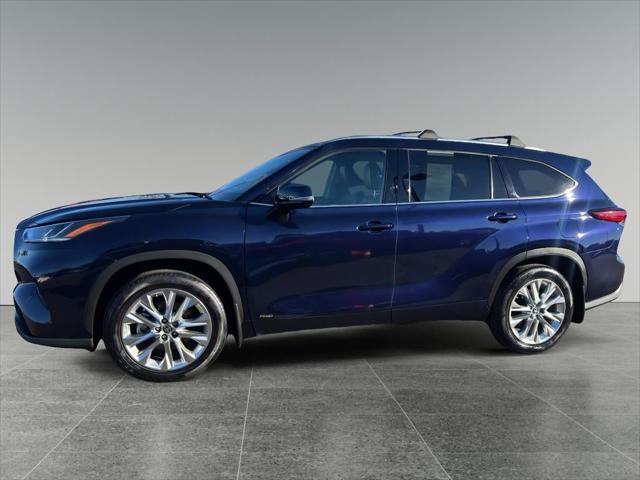 2022 Toyota Highlander Hybrid Limited