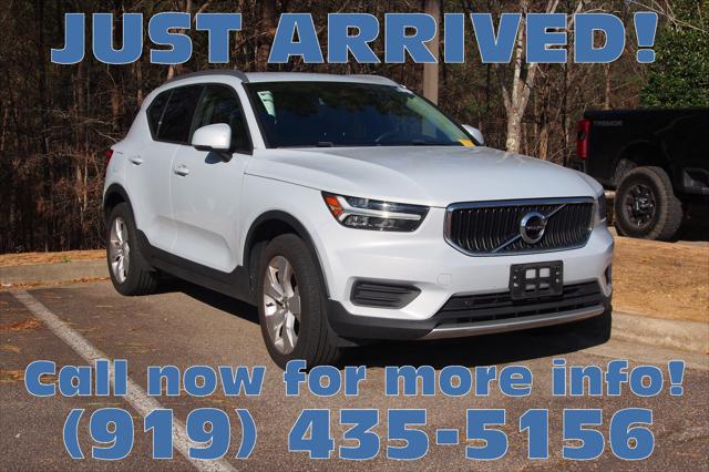 2020 Volvo XC40 T4 Momentum