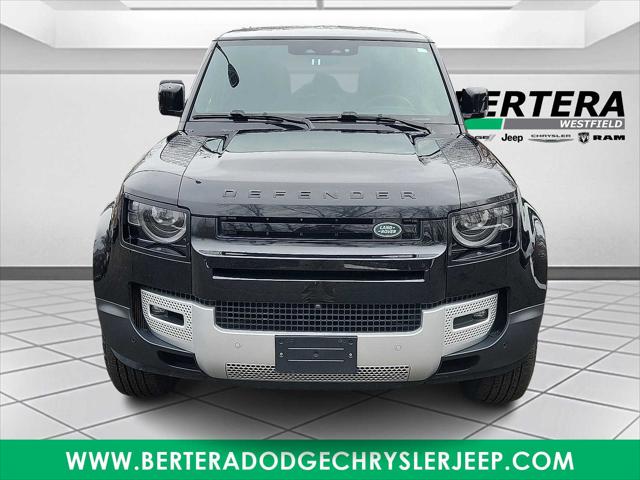 2025 Land Rover Defender 110 P300