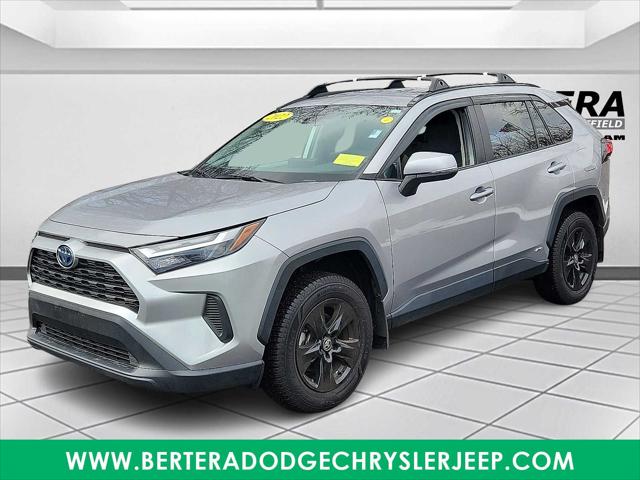 2022 Toyota RAV4 Hybrid XLE