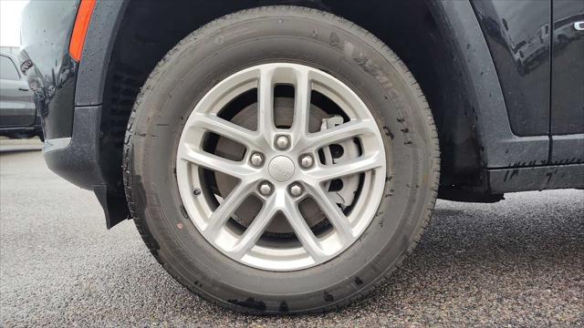 2025 Jeep Grand Cherokee L Laredo X 4x4