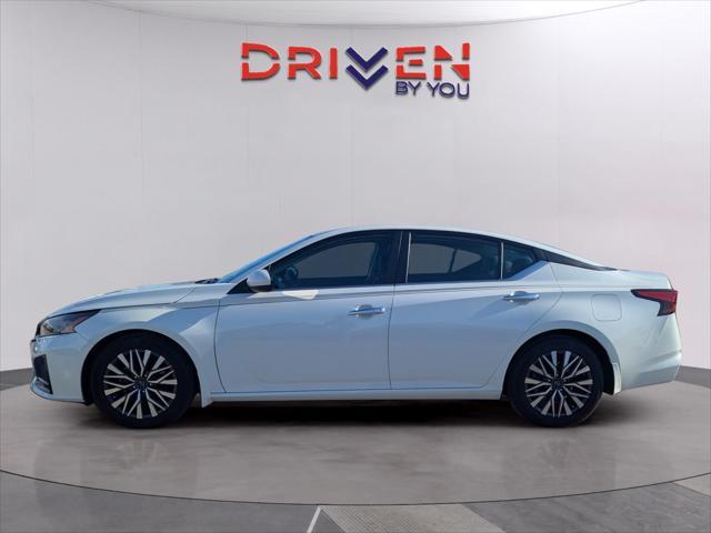 2023 Nissan Altima SV FWD