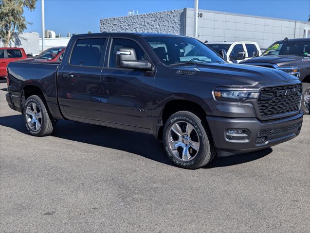 2026 RAM Ram 1500 RAM 1500 EXPRESS CREW CAB 4X4 57 BOX