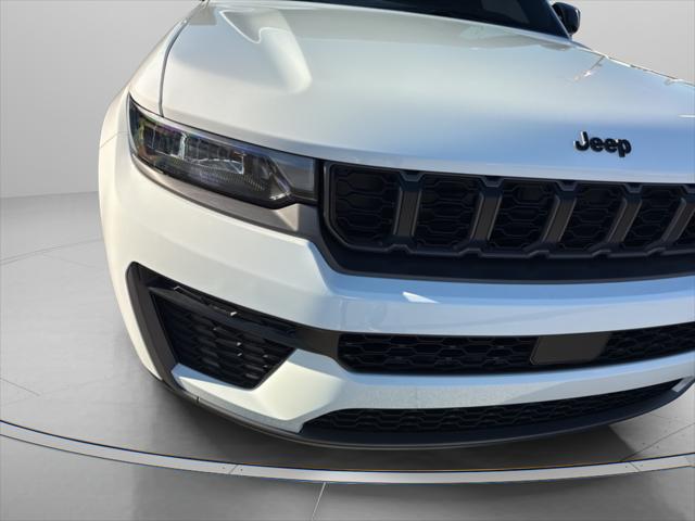 2026 Jeep Grand Cherokee Altitude 4x4