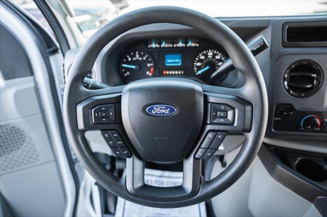 2023 Ford E-450 Cutaway Base