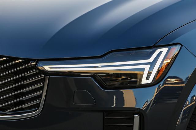 2026 Volvo XC90 Plug-In Hybrid Ultra, T8 AWD, Electric/Gasoline, Bright, 7 Seats
