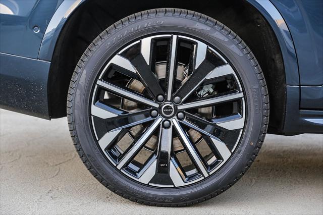 2026 Volvo XC90 Plug-In Hybrid Ultra, T8 AWD, Electric/Gasoline, Bright, 7 Seats