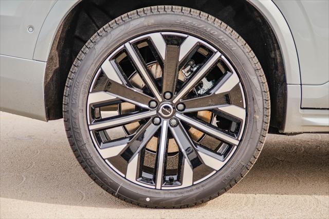 2026 Volvo XC90 Plug-In Hybrid Ultra, T8 AWD, Electric/Gasoline, Bright, 7 Seats