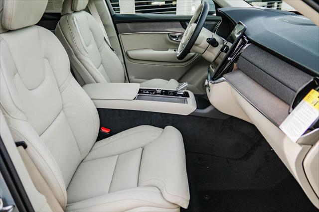 2026 Volvo XC90 Plug-In Hybrid Ultra, T8 AWD, Electric/Gasoline, Bright, 7 Seats