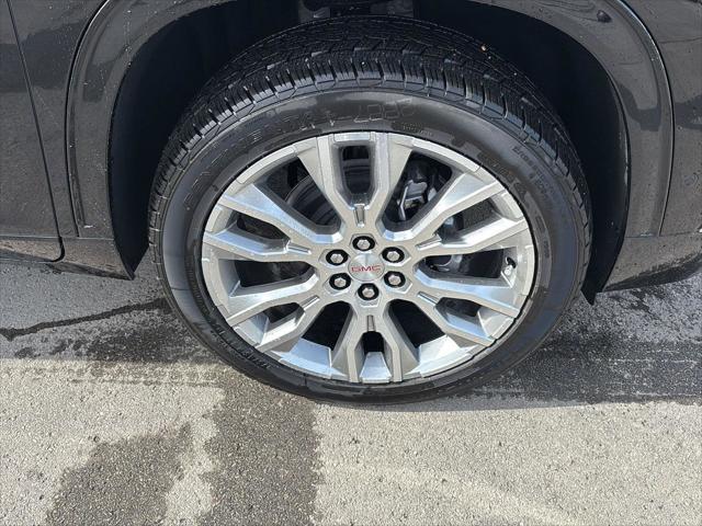 2026 GMC Acadia Denali AWD