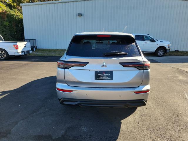 2026 Mitsubishi Outlander ES 1.5T S-AWC