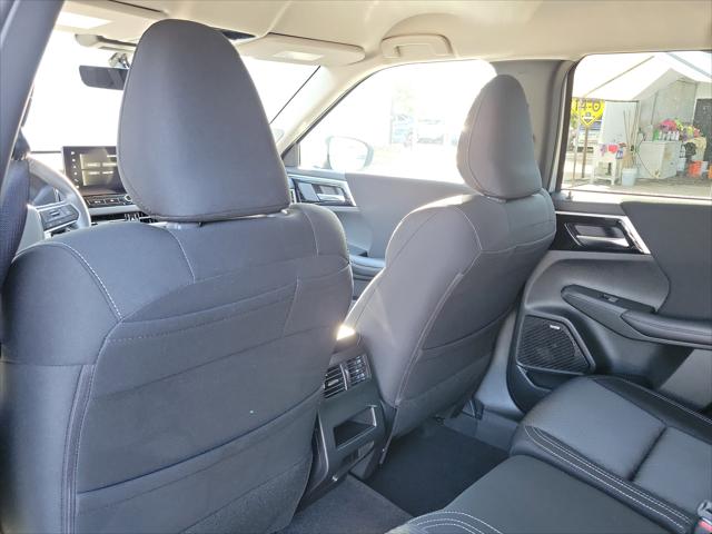 2026 Mitsubishi Outlander ES 1.5T S-AWC