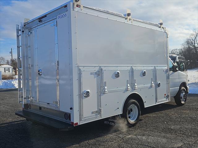 2026 Ford E-350 Cutaway E-350 SRW