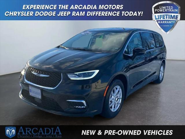 2024 Chrysler Pacifica Touring L for sale in Arcadia, WI