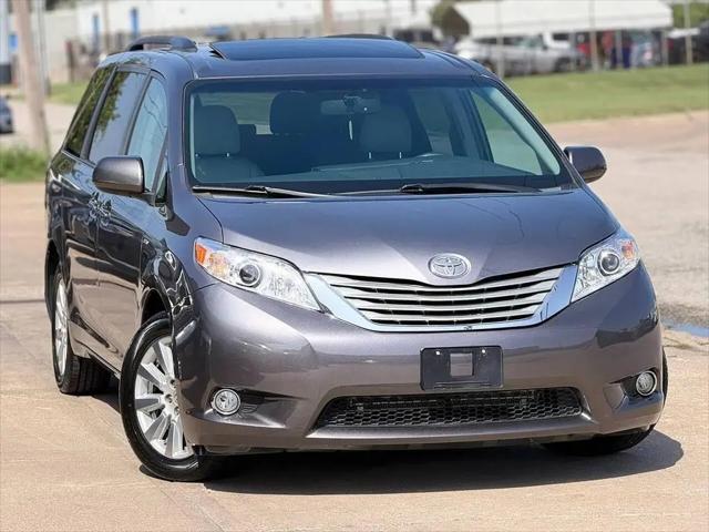 2017 Toyota Sienna XLE 7 Passenger for sale in Kansas City, KS