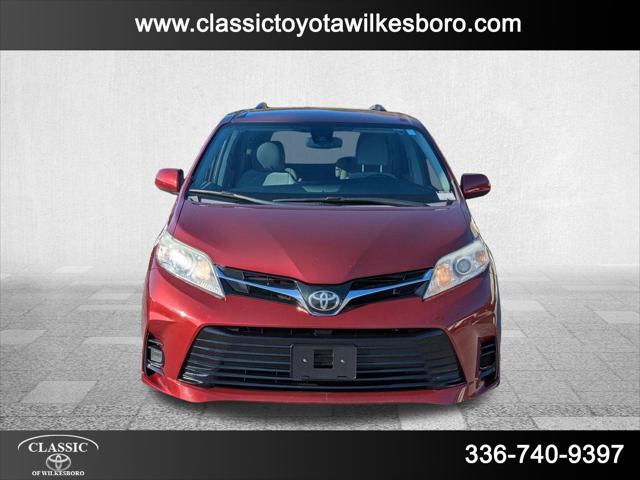 2019 Toyota Sienna LE 8 Passenger