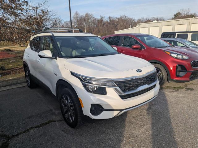 2021 Kia Seltos EX 2021 Kia Seltos EX