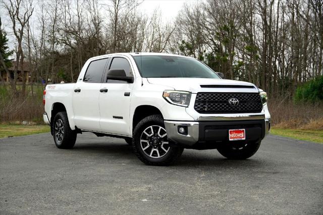 2019 Toyota Tundra SR5 5.7L V8 2019 Toyota Tundra SR5 5.7L V8