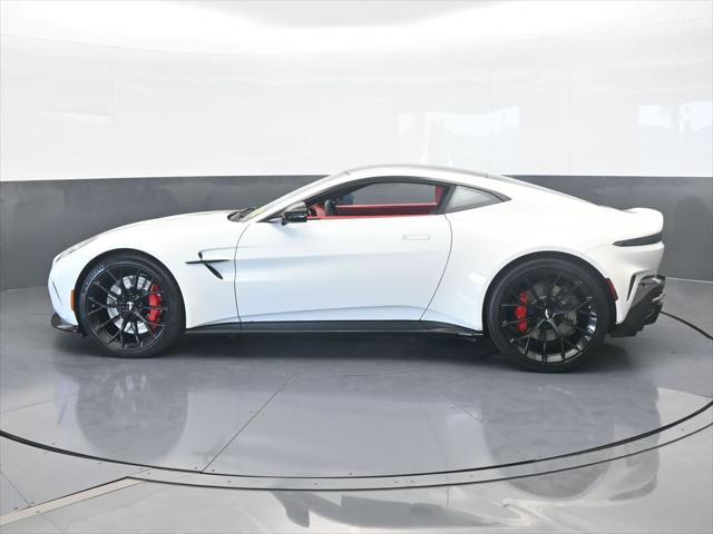 2025 Aston Martin Vantage Base