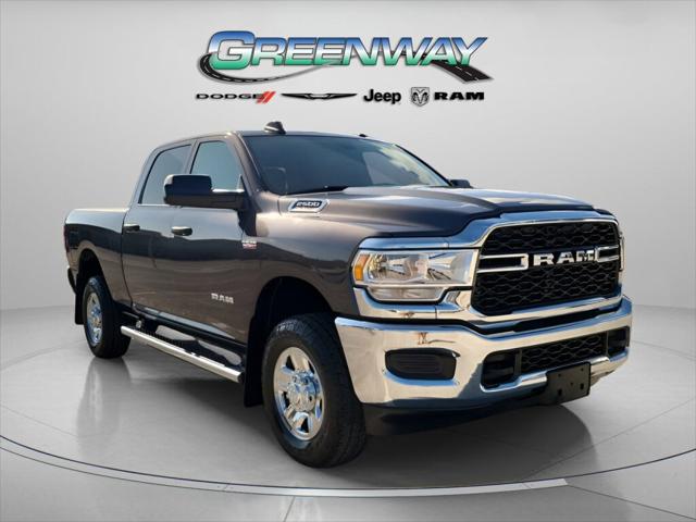 2022 RAM 2500 Tradesman Crew Cab 4x4 64 Box