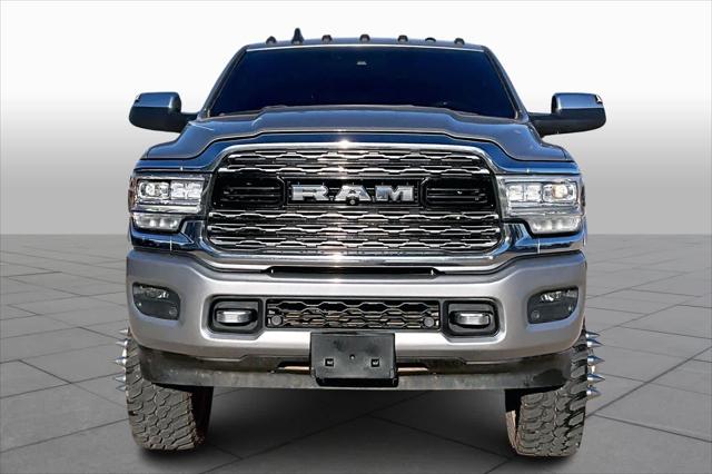 2019 RAM 3500 Limited Crew Cab 4x4 8 Box