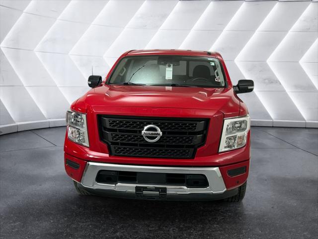 2020 Nissan TITAN Crew Cab SV 4x2