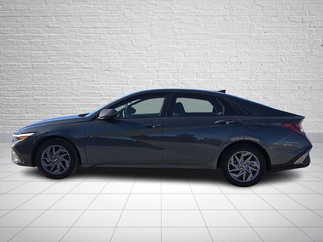 2024 Hyundai Elantra SEL 2024 Hyundai Elantra SEL