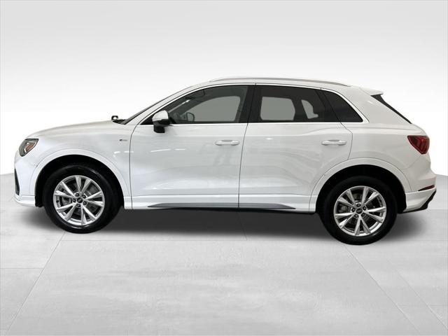 2025 Audi Q3 Premium 45 TFSI S line quattro Tiptronic