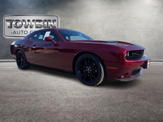 2017 Dodge Challenger SXT Plus