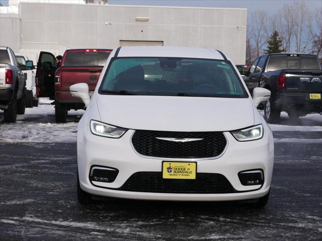 2022 Chrysler Pacifica Hybrid Touring L