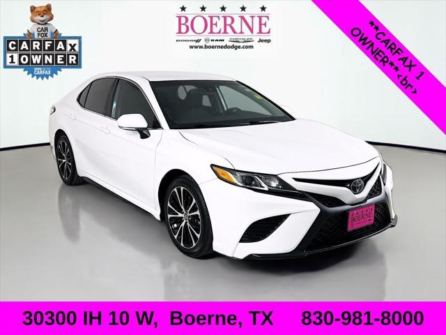 2020 Toyota Camry SE