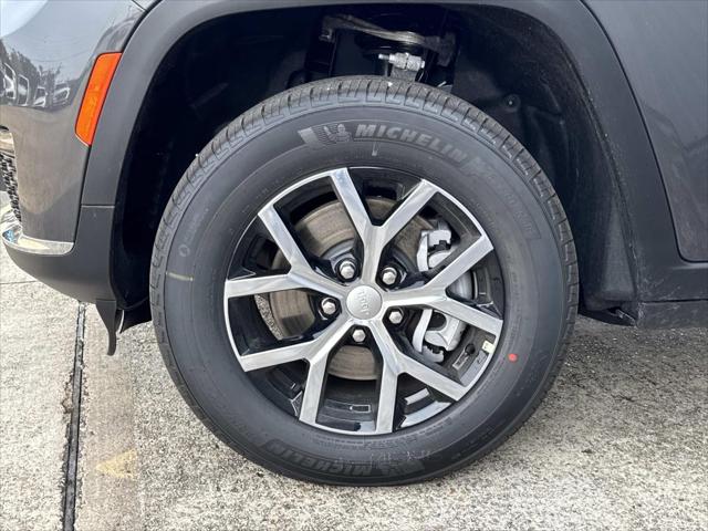 2025 Jeep Grand Cherokee GRAND CHEROKEE L LIMITED 4X2