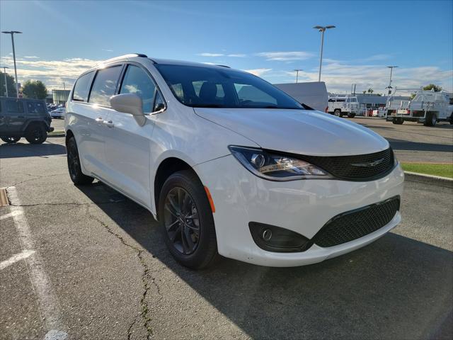 2020 Chrysler Pacifica AWD Launch Edition