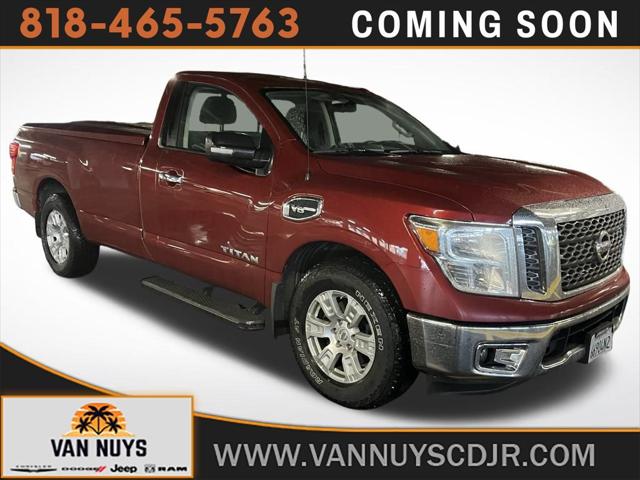 2017 Nissan TITAN SV