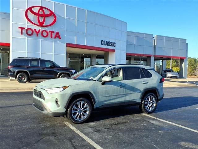 2019 Toyota RAV4 XLE Premium