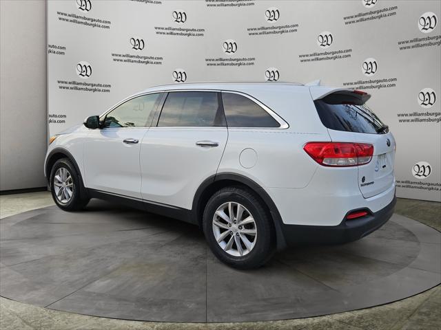 2016 Kia Sorento 2.4L LX