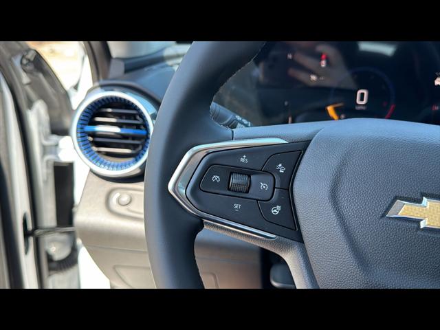 2026 Chevrolet Trax FWD LT