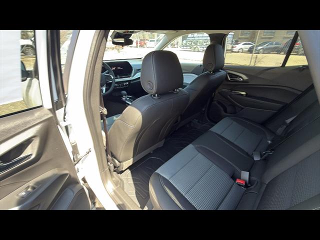 2026 Chevrolet Trax FWD LT