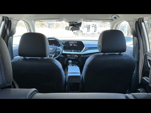 2026 Chevrolet Trax FWD LT